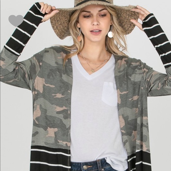 Camo & Black Stripe Cardigan 🖤🖤🖤 - Picture 3 of 5